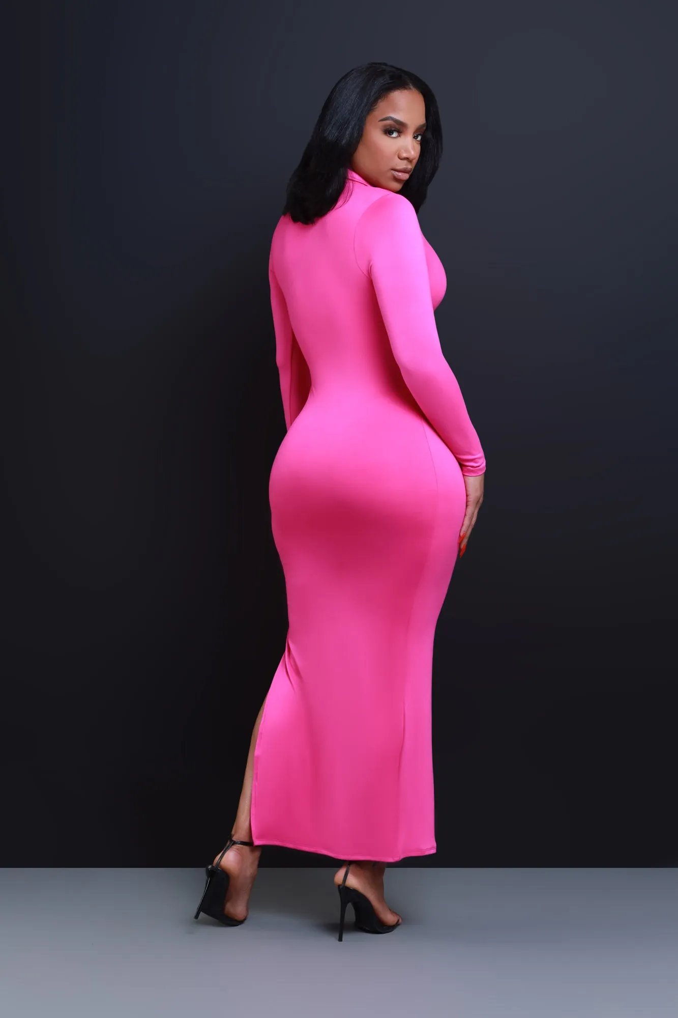 Case Closed Long Sleeve Maxi Dress - Magenta