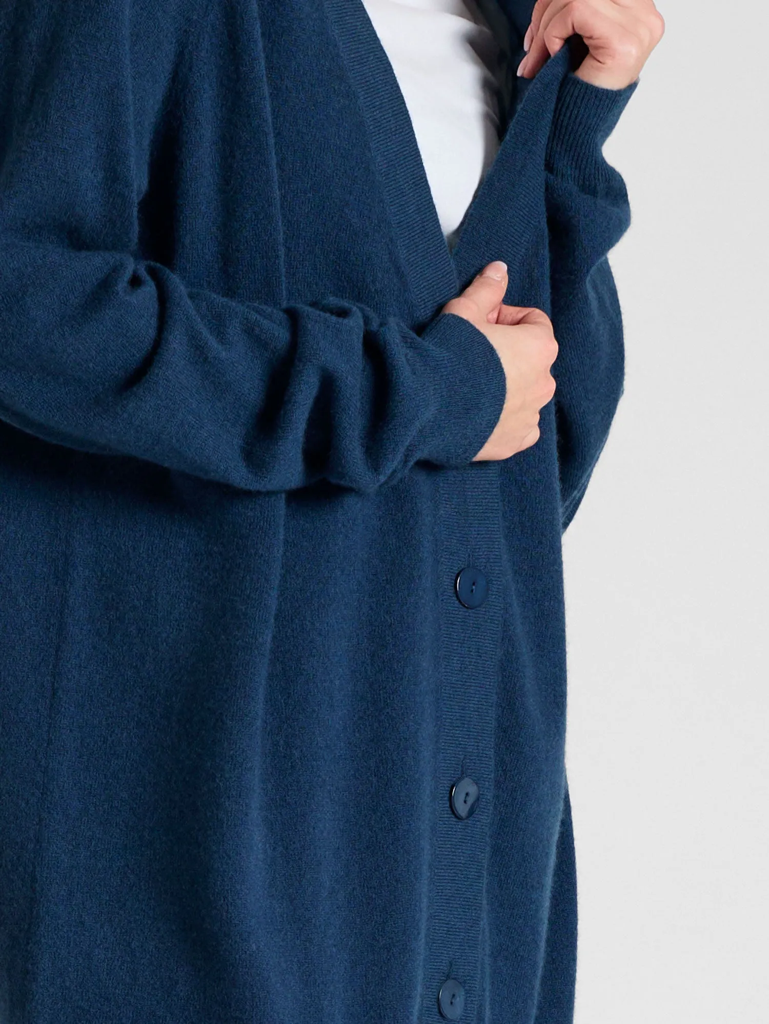 Cashmere cardigan "Lykke" - mountain blue