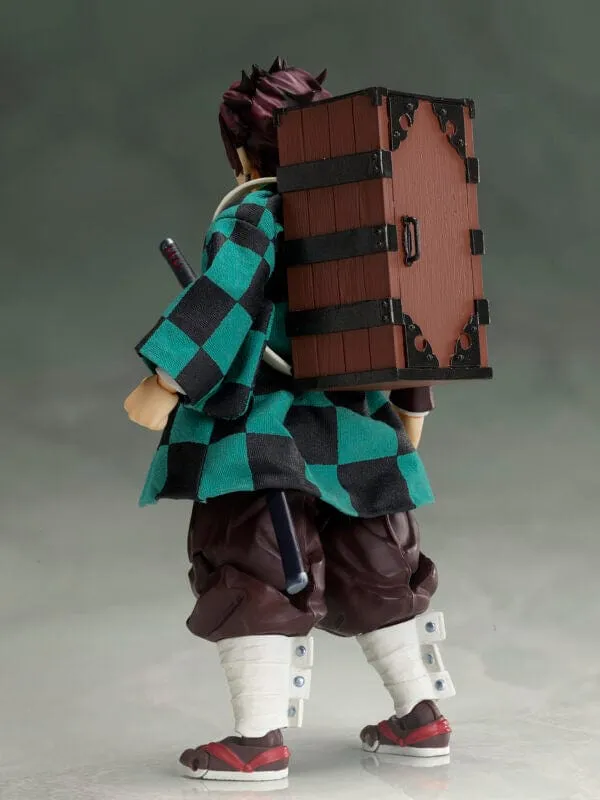 DEMON SLAYER: KIMETSU NO YAIBA [BUZZMOD.] TANJIRO KAMADO FIGURINE