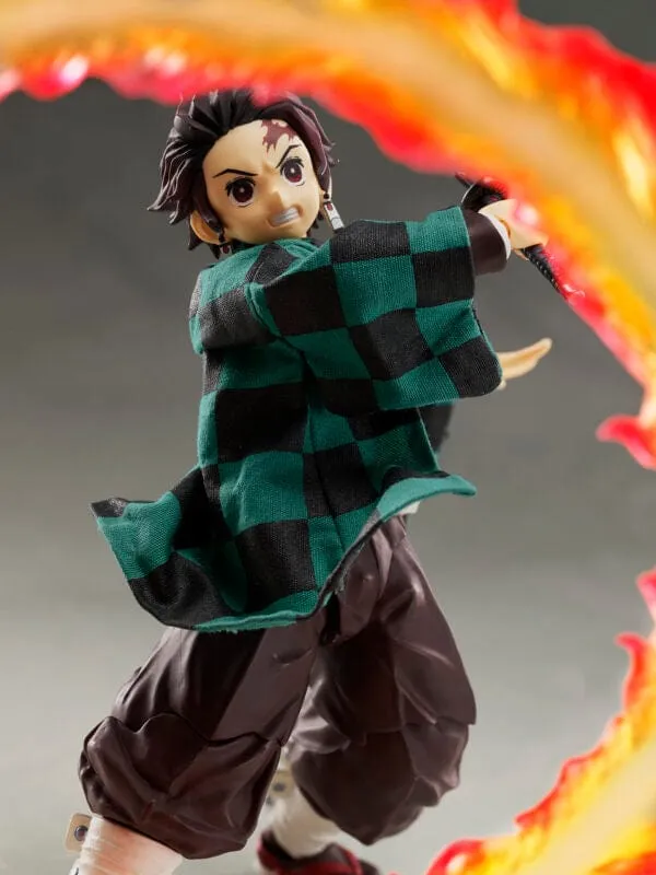 DEMON SLAYER: KIMETSU NO YAIBA [BUZZMOD.] TANJIRO KAMADO FIGURINE