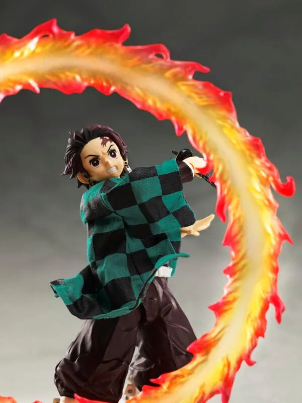 DEMON SLAYER: KIMETSU NO YAIBA [BUZZMOD.] TANJIRO KAMADO FIGURINE