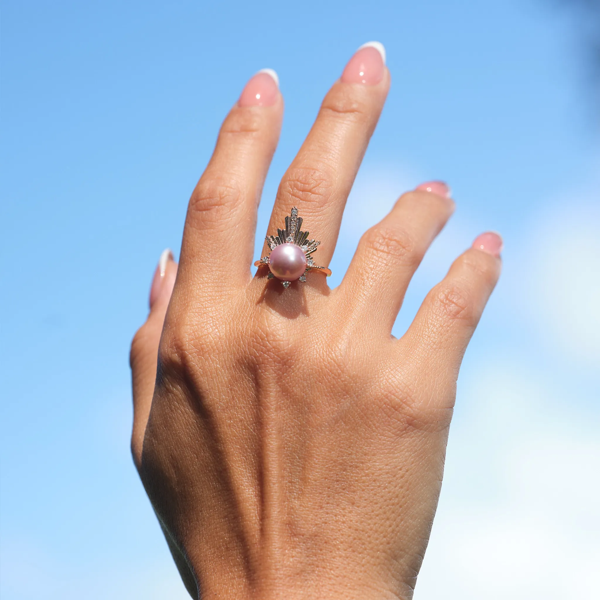 E Hoʻāla Lavender Freshwater Pearl Ring in Rose Gold with Diamonds - 21mm