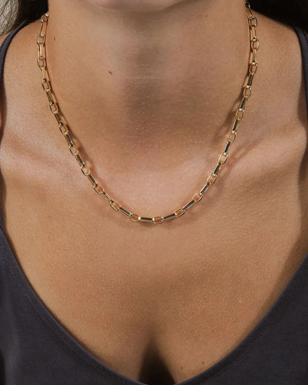 Elara Bold Paperclip Chain Necklace