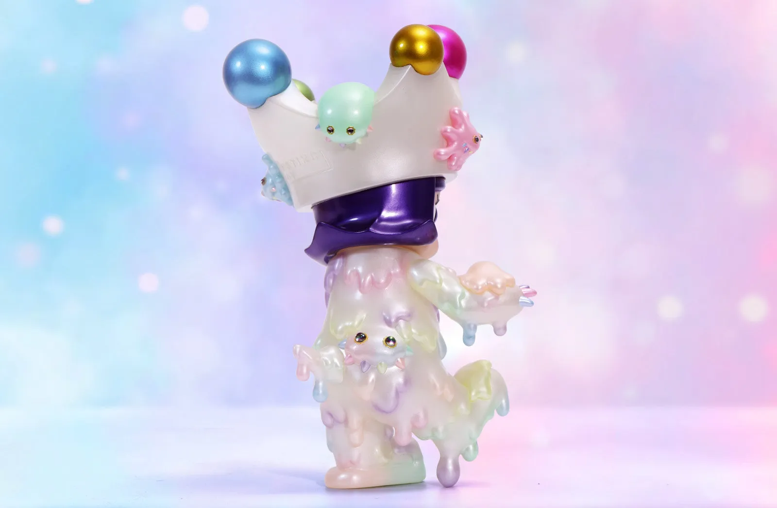 POP MART Molly × Instinctoy Inc Big Figure