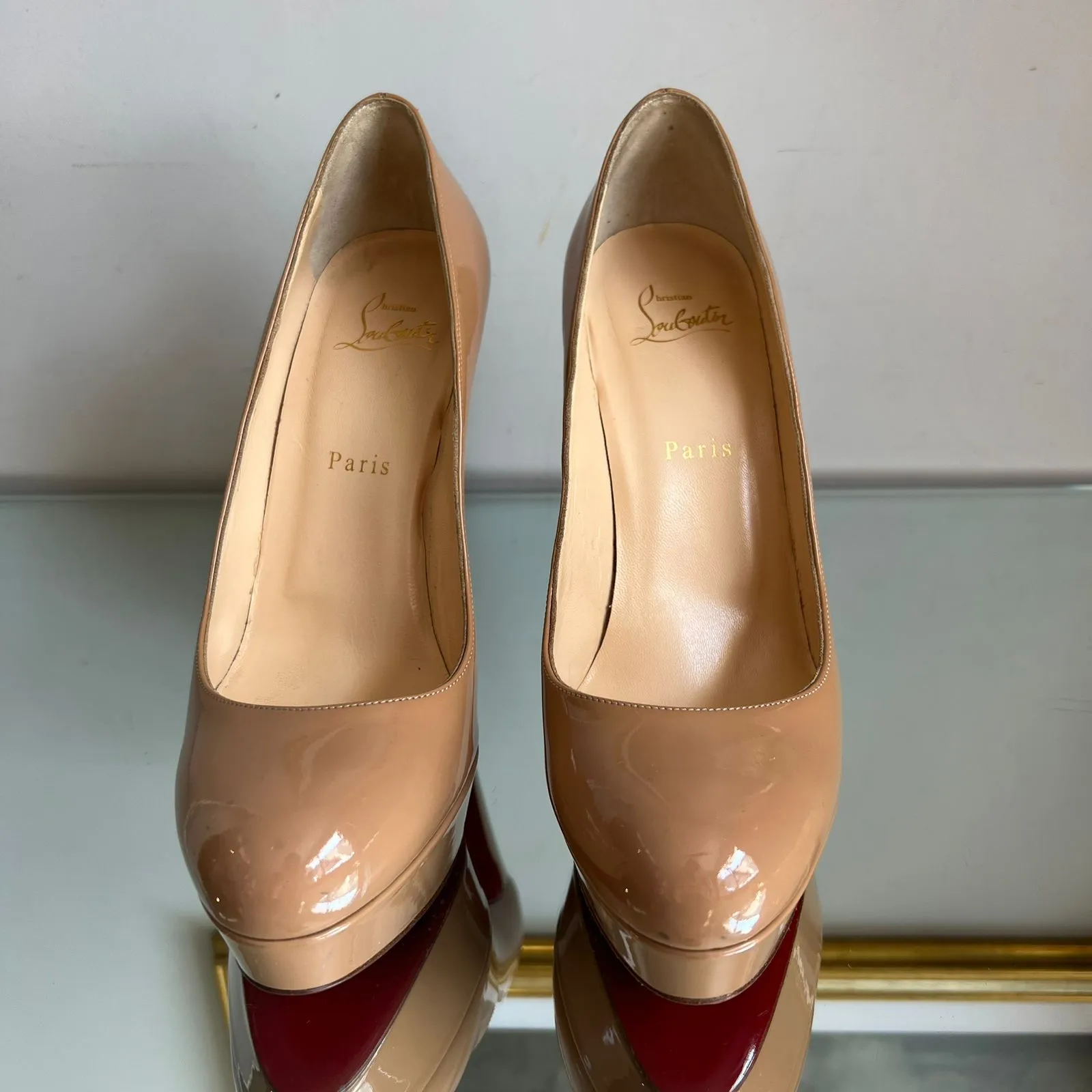 Scarpin Plataforma Christian Louboutin Bianca Verniz Bege