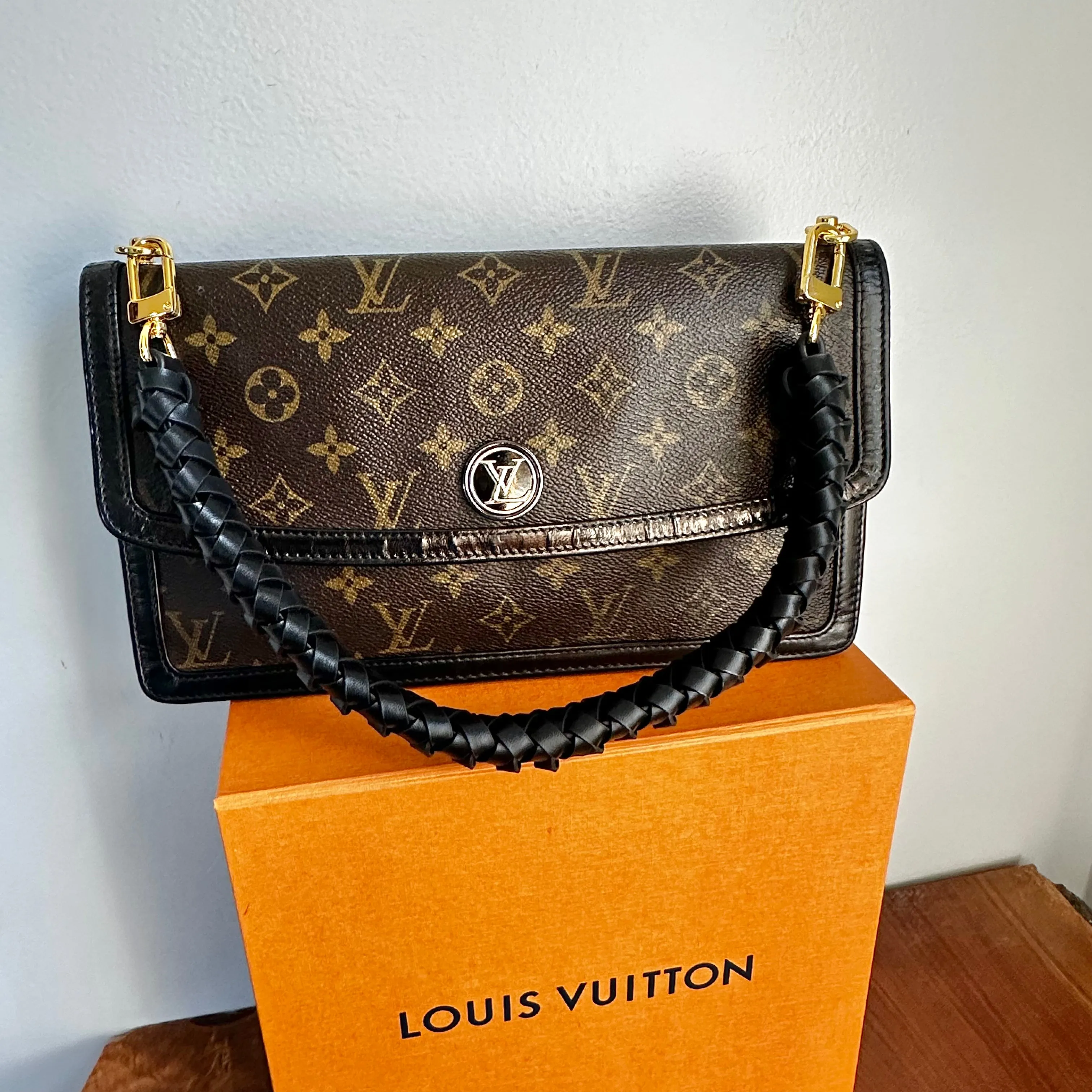 The Crane - Vintage Monogram LV Shoulder Bag